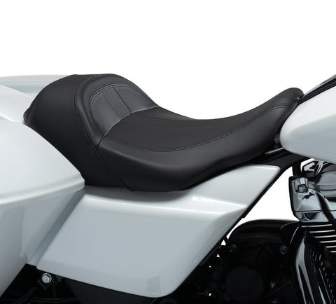 Harley Davidson 52000690 Low-Profile Solo Touring Seat  â€œ Smooth KIT,RDR SEAT,SOLO,LOW PRO SMOO