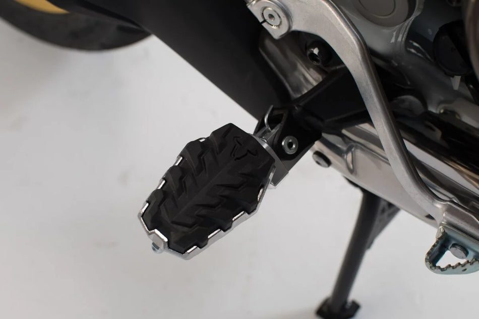 SW-Motech Footrest Kit EVO — Honda Africa Twin / Transalp