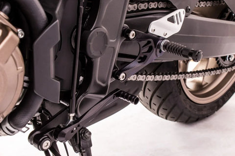 Gilles Tooling FXR Adjustable Motorcycle Rearset Black (FXR-H05-B)