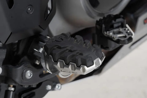 SW-Motech EVO Footrest Kit — Harley-Davidson Pan America (FRS.18.112.10001)